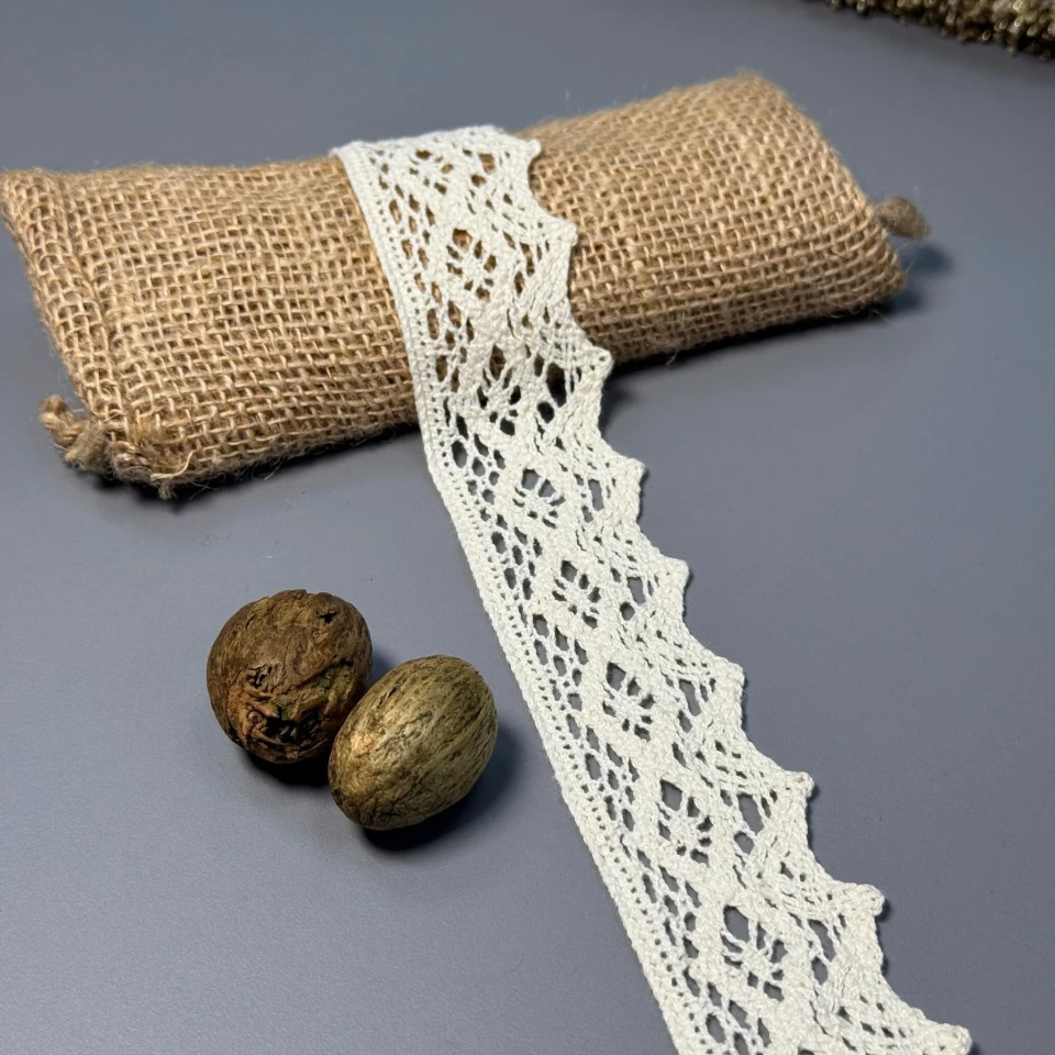 Мереживо макраме "Танок тиші" 4 см.(1 м.), бежевий