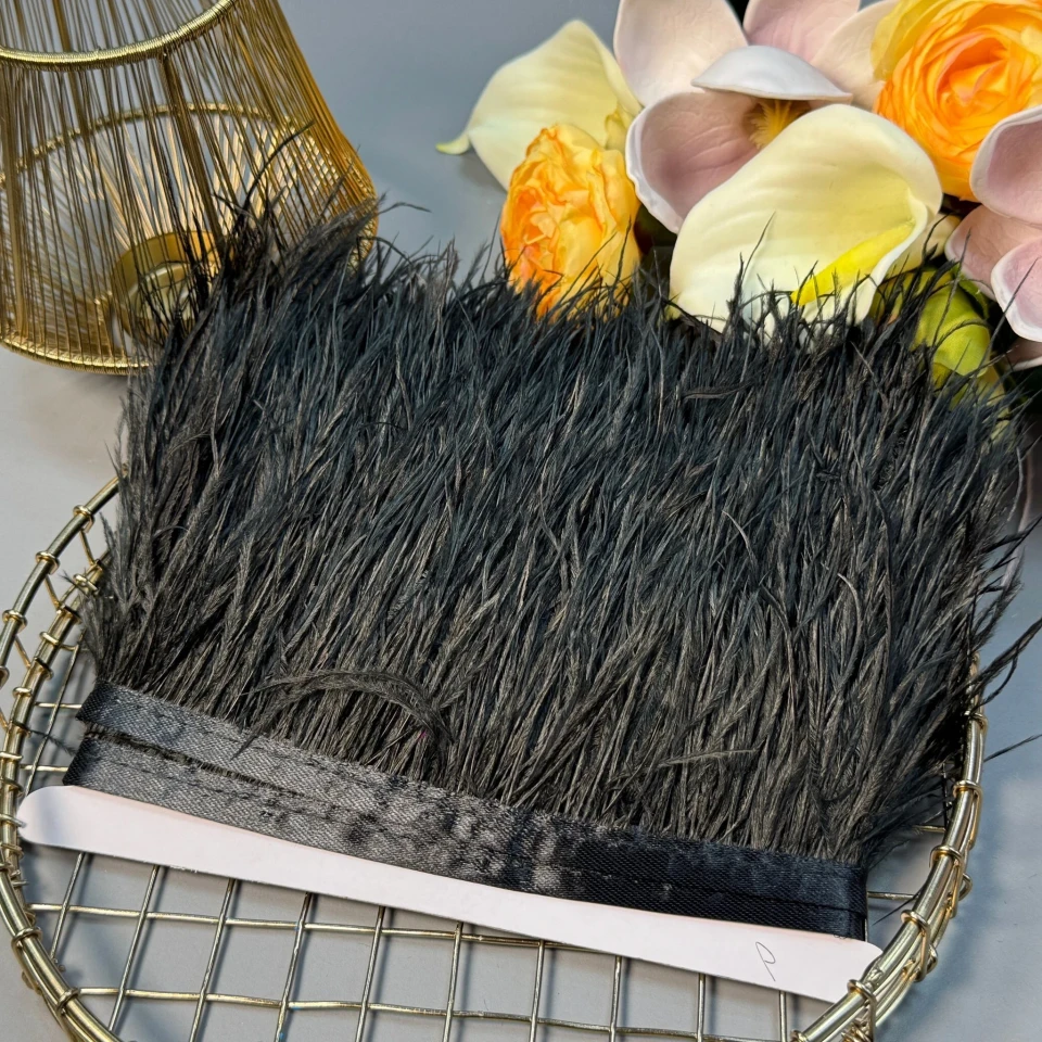 Натуральне пір'я на тасьмі  7-10 см (1 метр), 51 чорний