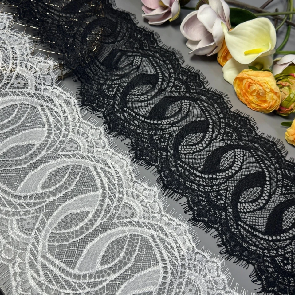 Мереживо французьке «Секрет мадам» 18 см. (купон 3 м.), теплий білий