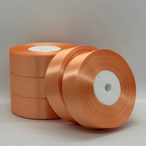 Атласна стрічка 2.5 см (33 м.), 124 темний персиковий