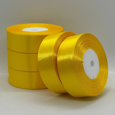 Атласна стрічка 2.5 см (33 м.), 132 жовтий