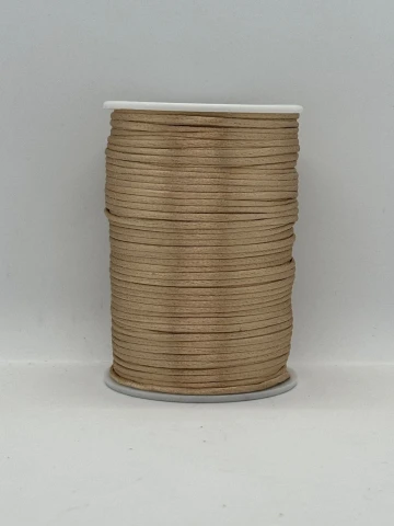 Шнур атласний корсетний 2.3 мм (100 ярдів/91,44 м.), 17 капучіно