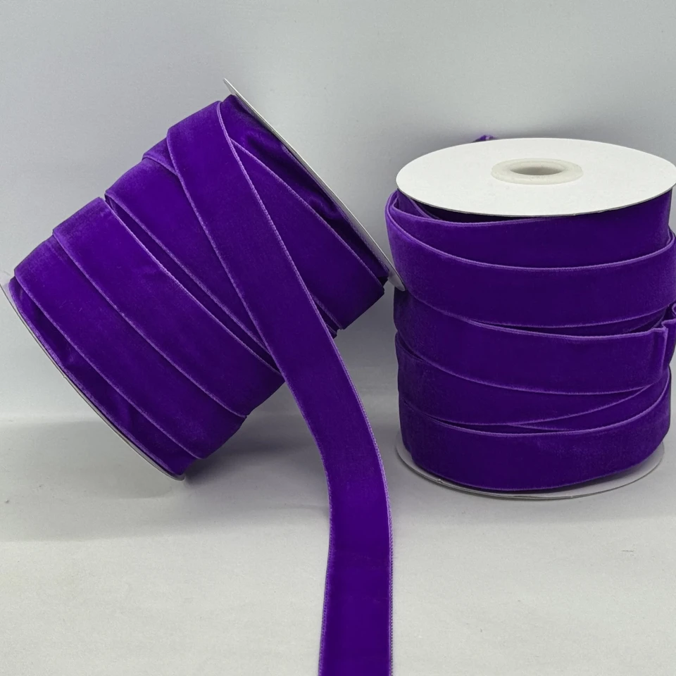 Оксамитова стрічка 2 см (25 ярдів/22,75 м.), 56 фіолетовий