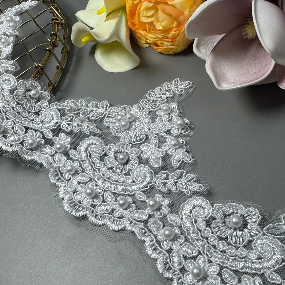 Мережево з кордовую ниткою «Молочний жасмин»А+перли 12 см (1 метр), білий