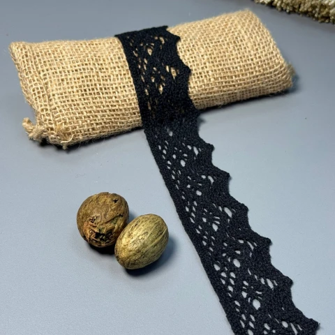 Мереживо макраме "Танок тиші" 4 см.(1 м.), чорний