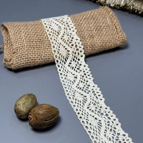 Мереживо макраме "Карамельна вуаль" 4 см (1 м), бежевий