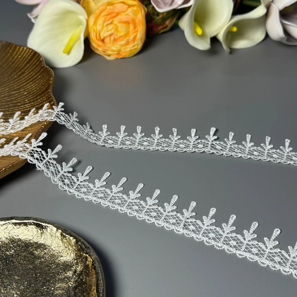 Мереживо поліестер ВВ"Модна хвиля" 3 см.(1 м.), теплий білий