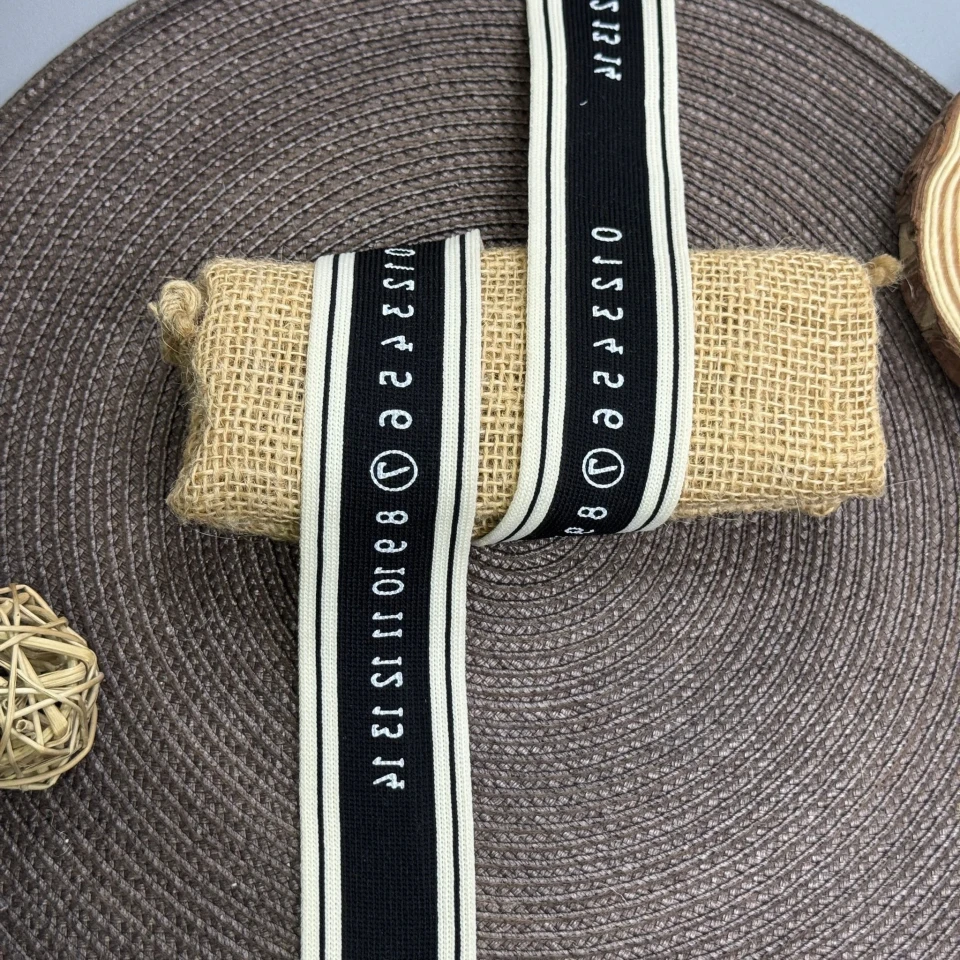 Трикотажний лампас Цифри 0-14 4 см (1 м) , чорний