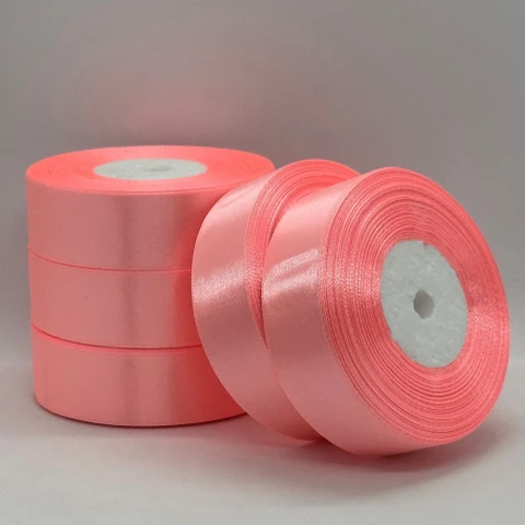 Атласна стрічка 2.5 см (33 м.), 89 світлий персик