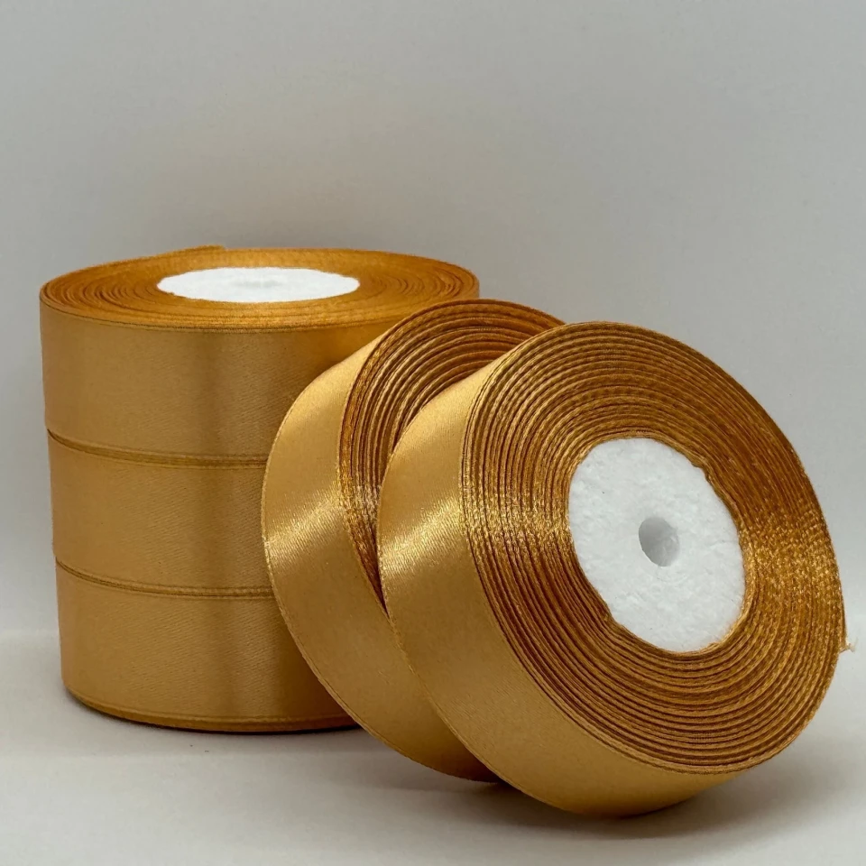 Атласна стрічка 2.5 см (33 м.), 114 світлий пісок