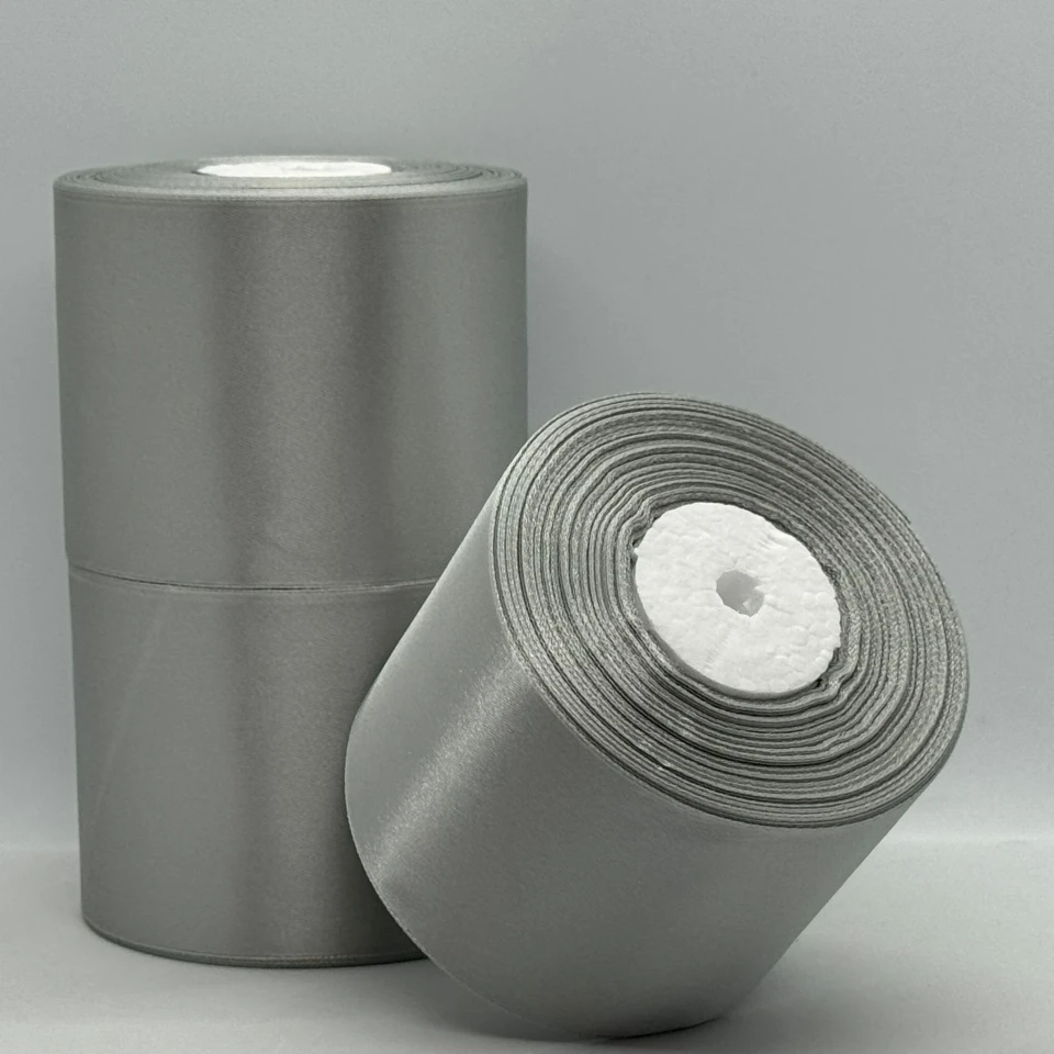 Атласна стрічка 7.5 см (33 м.), 179 сірий