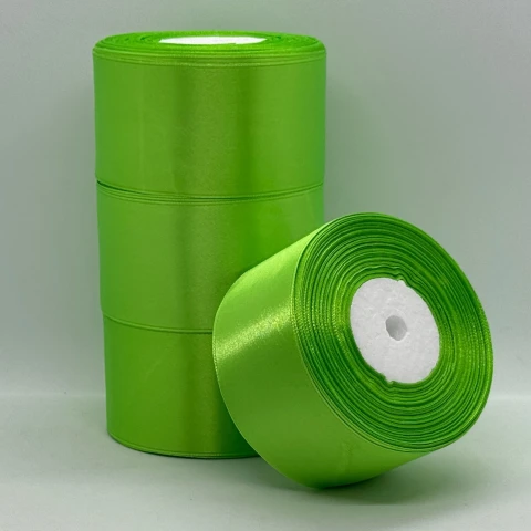 Атласна стрічка 5 см (33 м.), 137 зелена весна