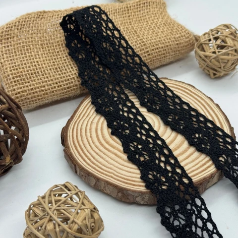 Мереживо макраме "Солодкий аромат" 2,8 см (1 м.), чорний
