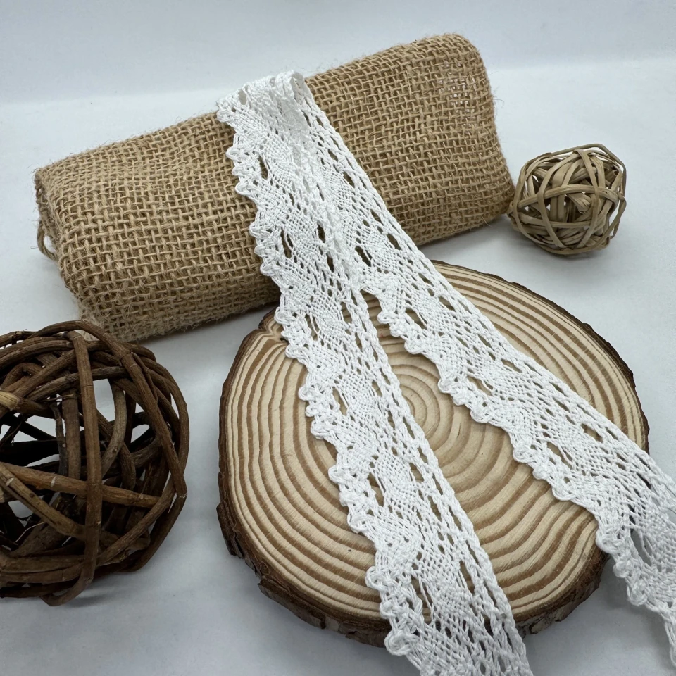 Мереживо макраме "Солодкий серпанок" 3 см.(1 м.), молочний