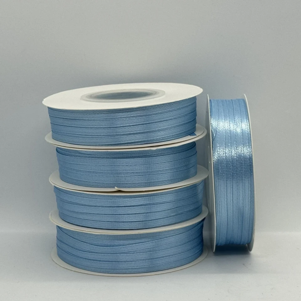 Атласна стрічка 0.3 см (91 м.), 187 блакитний