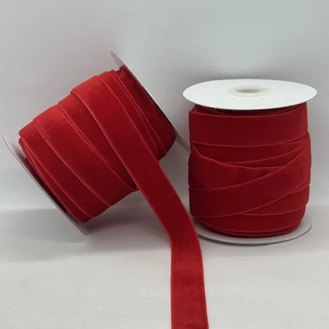 Оксамитова стрічка 2 см (25 ярдів/22,75 м.), 40 світлий червоний