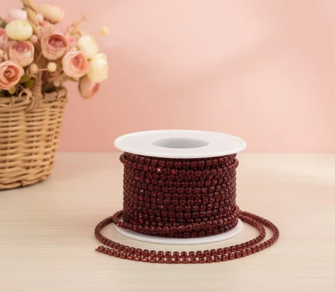 Цепі камні ss 8 2.5 мм (10 ярдів), бордо