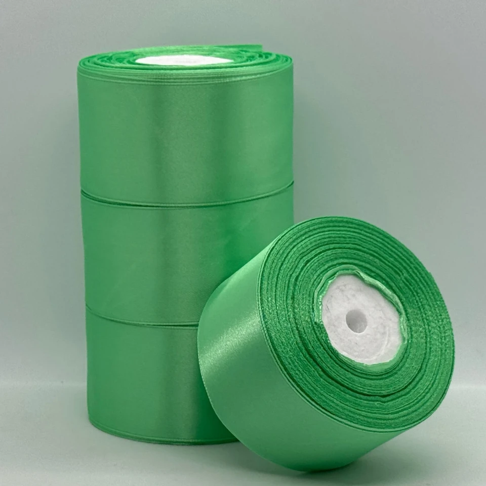 Атласна стрічка 5 см (33 м.), 138 зелене море