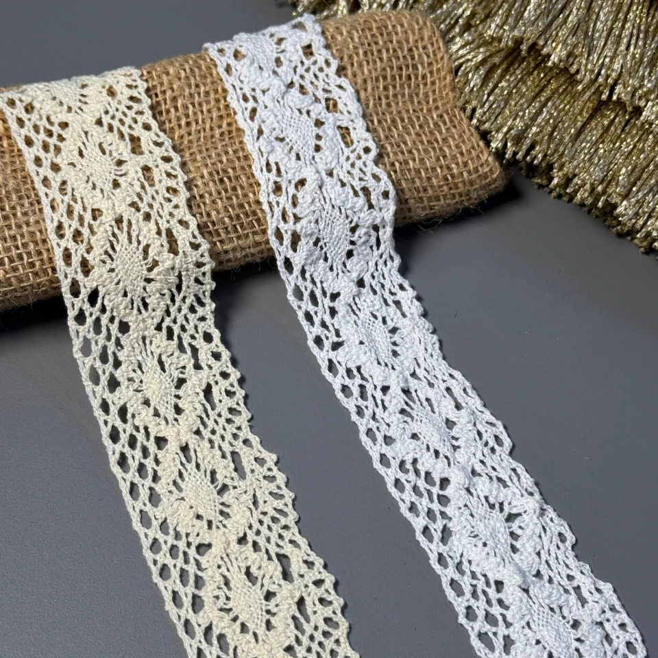 Мереживо макраме "Молочна піна"4,5 см.(1 м.), білий