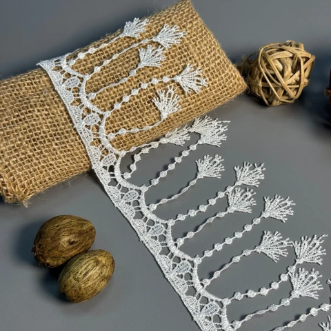 Мереживо поліестер "Ніжний флер" 9 см (1 м.), молочний