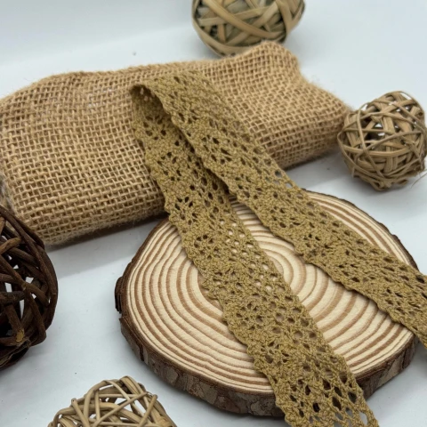 Мереживо макраме "Солодкий аромат" 2,8 см (1 м.), коричневий