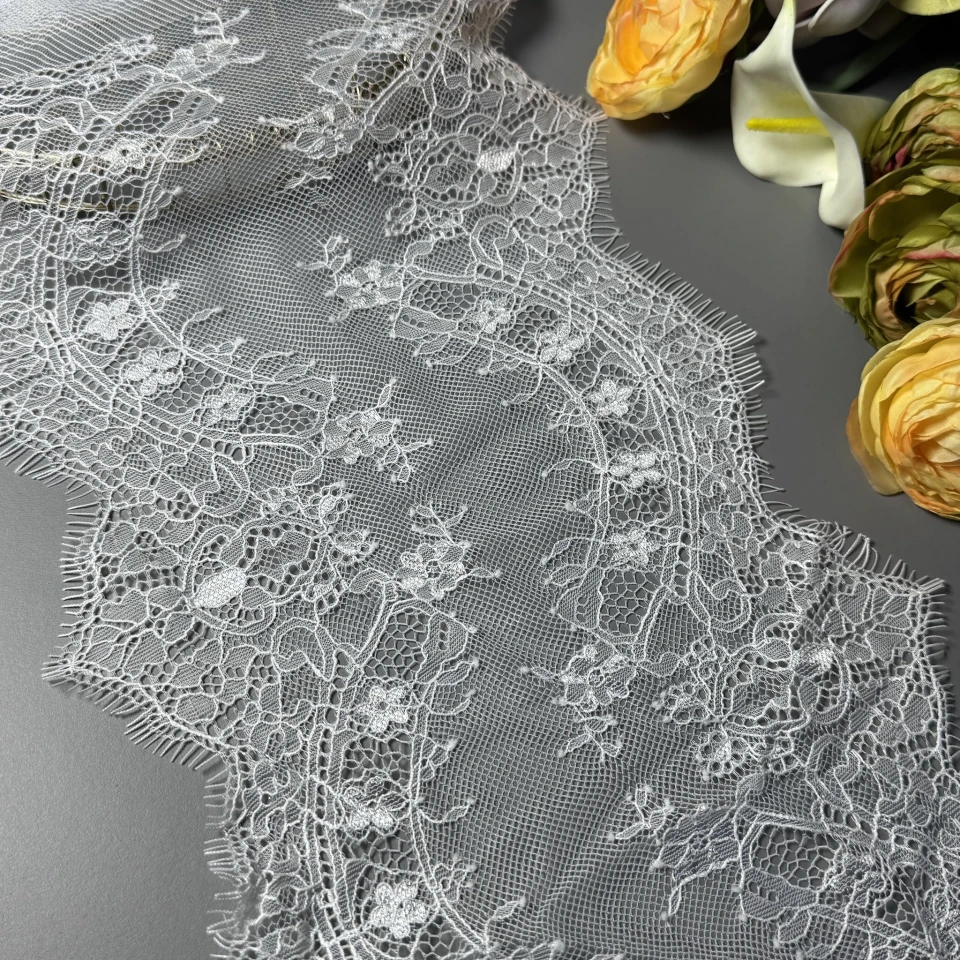 Мереживо французьке «Douce Mélodie» 27 см. (купон 3 м.), теплий білий