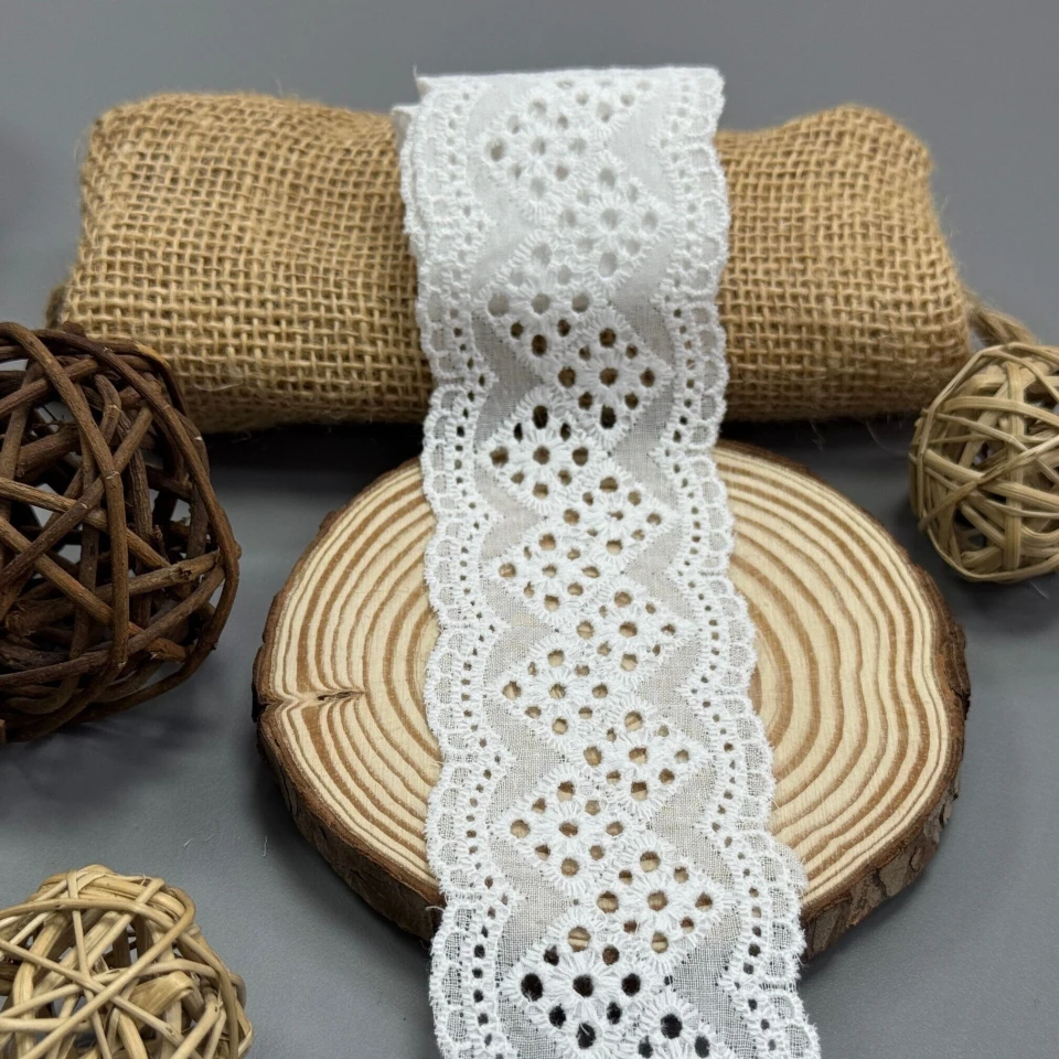 Мереживо прошва "Квіткова симфонія"  5,5 см  (1 м.), Білий