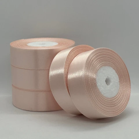 Атласна стрічка 2.5 см (33 м.), 06 ніжно-персиковий