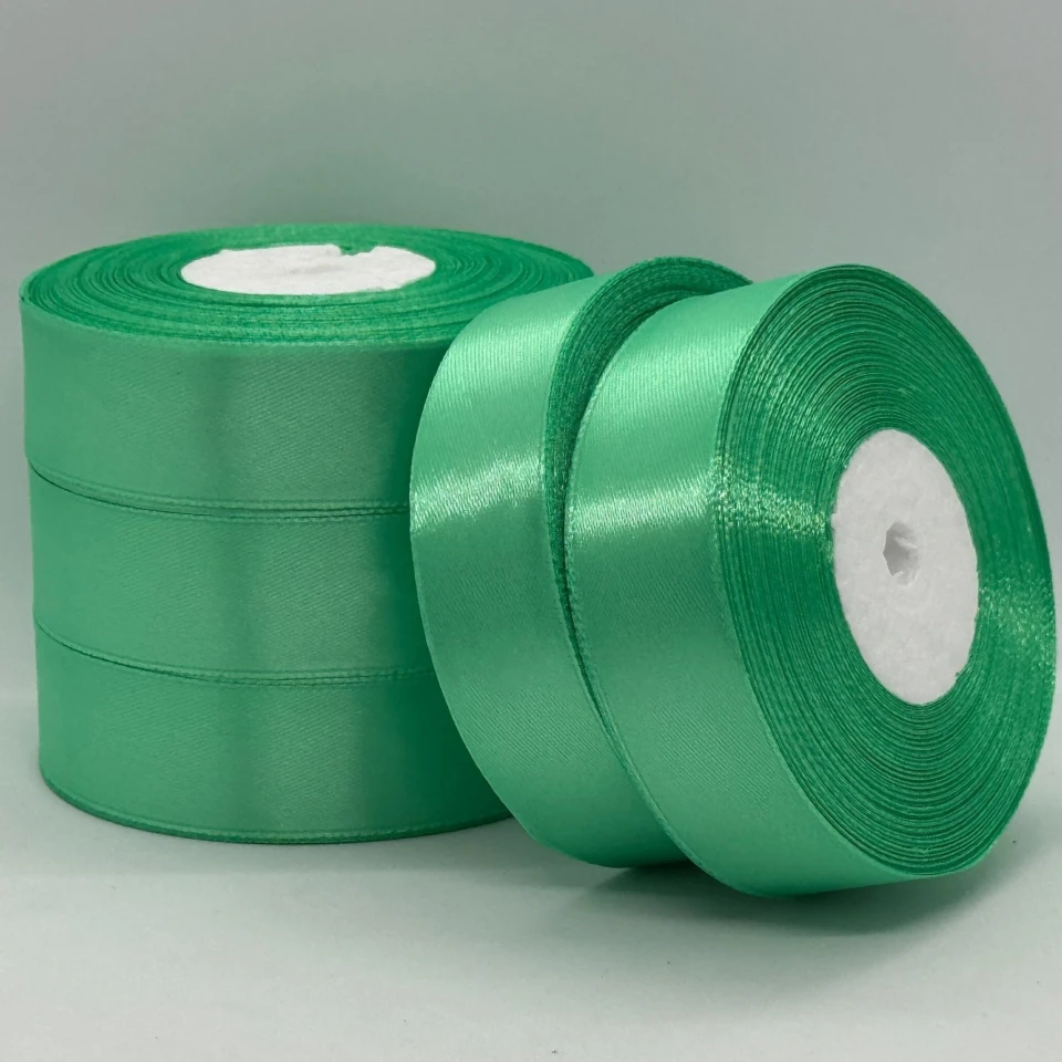 Атласна стрічка 2.5 см (33 м.), 116 пастельно-зелений