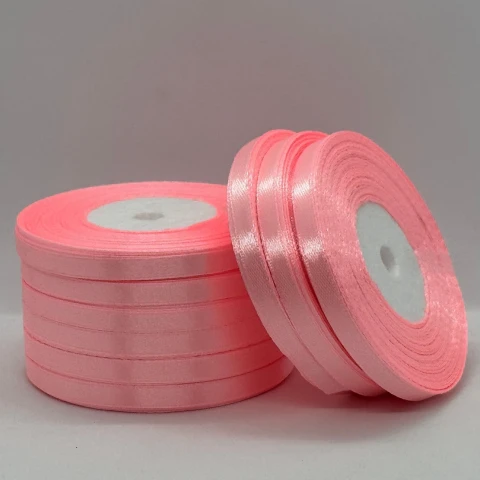 Атласна стрічка 0.6 см (33 м.), 66 блідий рожевий