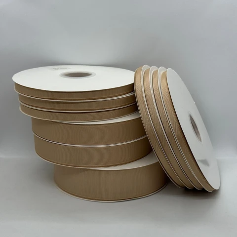 Стрічка репс 2,5 см (100 ярдів/91 м.), 1202 кава з молоком