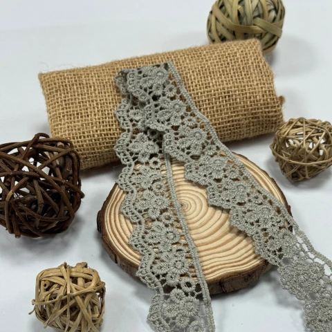 Мереживо поліестер "Світло ніжності" 4 см.(1 м.), сірий