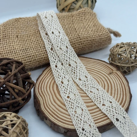 Макраме 'Молочная звезда' 2 см. (1 м.), бежевий