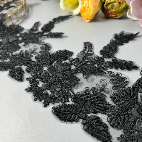 Мережево з кордовую ниткою «Ранкова роса»  21 см.(1 м.), чорний