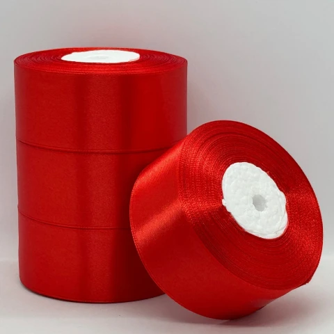 Атласна стрічка 4 см (33 м.), 26 вишевий