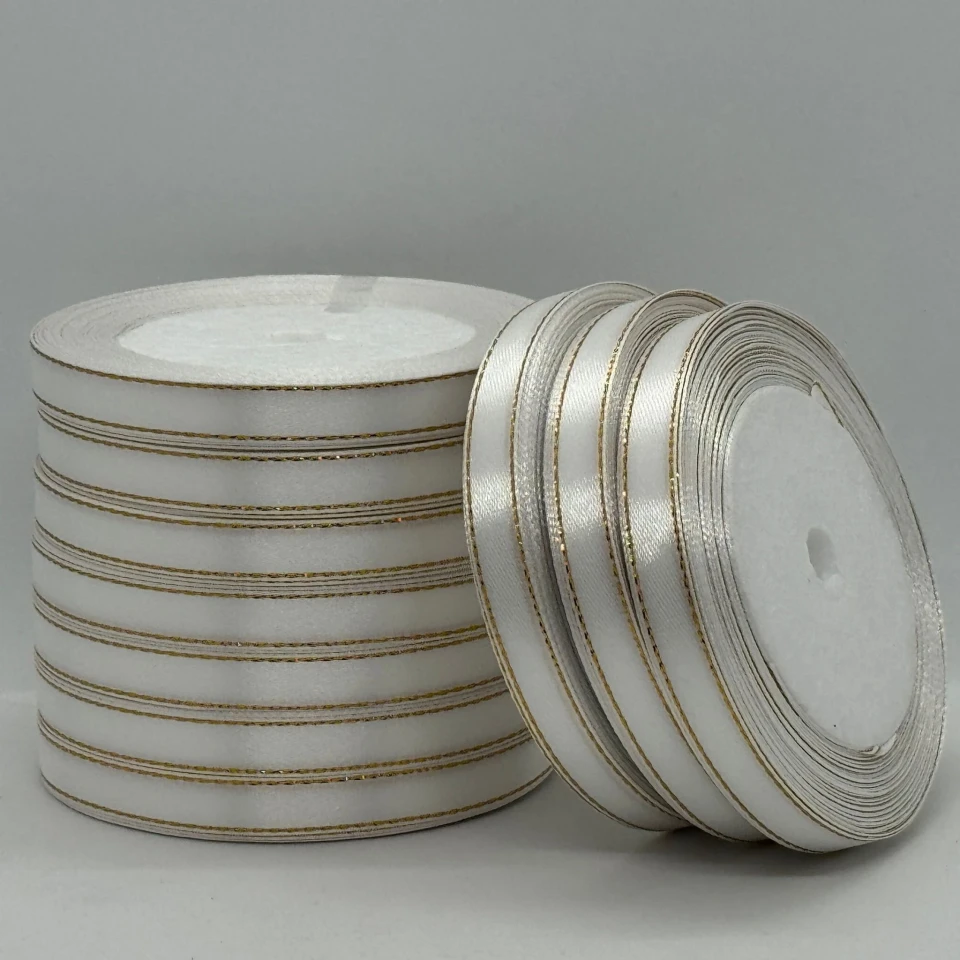 Атласна стрічка з люрекс 1 см+золото (22.75 м), айворі (білий)