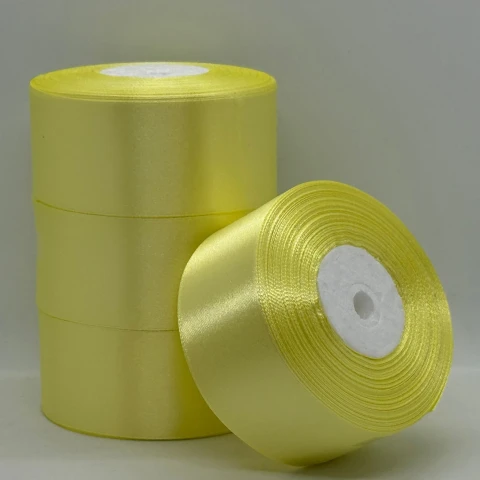 Атласна стрічка 4 см (33 м.), 80 світлий жовтий