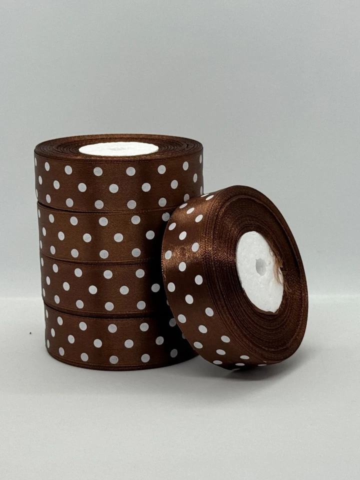 Атласна стрічка в горох 2.5 см (33 м.), 32 коричневий + білий