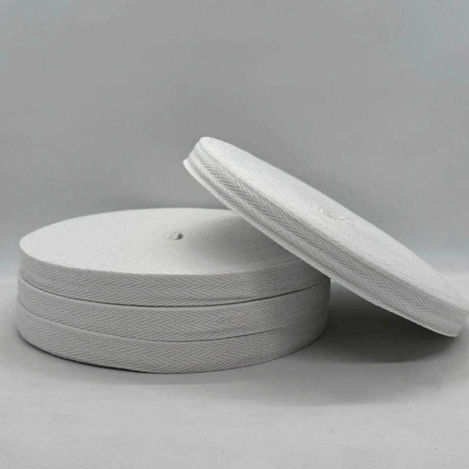 Кіперна стрічка 1.5 см (40м.), 2003 білий