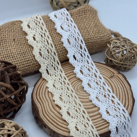 Мереживо макраме "Молочна хмара" 3 см.(1 м.), білий