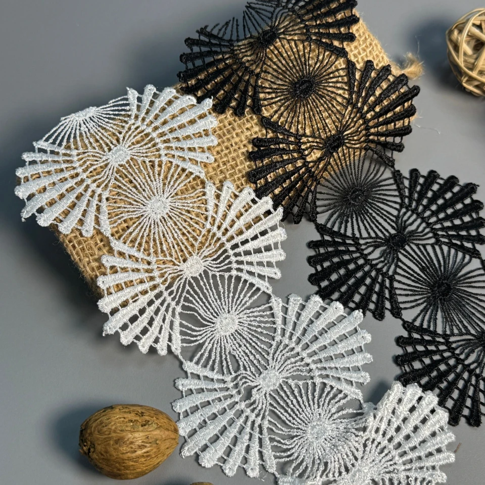 Мереживо поліестер "Молочна ласка" 9 см.(1 м.), чорний