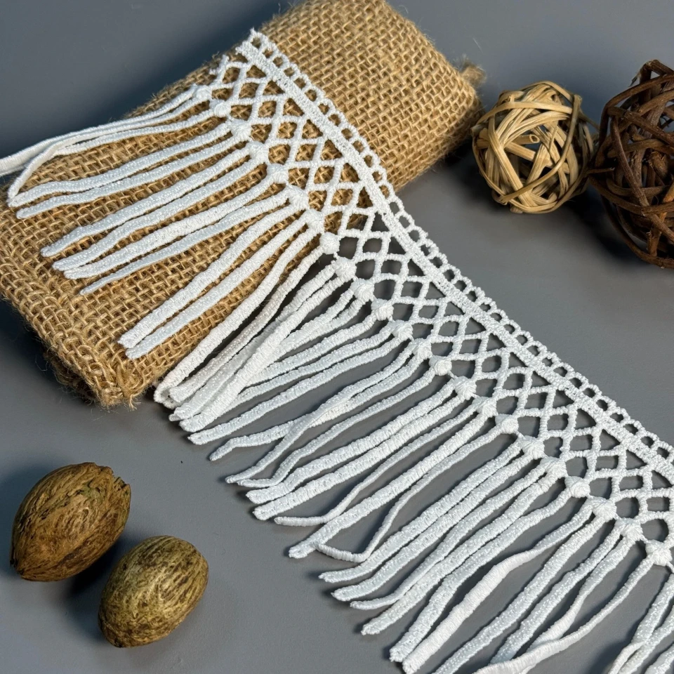 Мереживо поліестер "Біла елегія" 10 см (1 м.), молочний