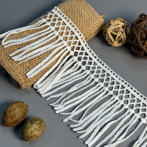 Мереживо поліестер "Біла елегія" 10 см (1 м.), молочний