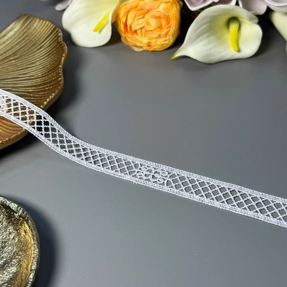 Мереживо поліестер ВВ"Елегантна класика" 2,5 см.(1 м.), теплий білий