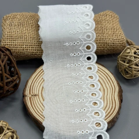 Мереживо прошва "Ніжність мрії"  7 см (1 м.), Білий