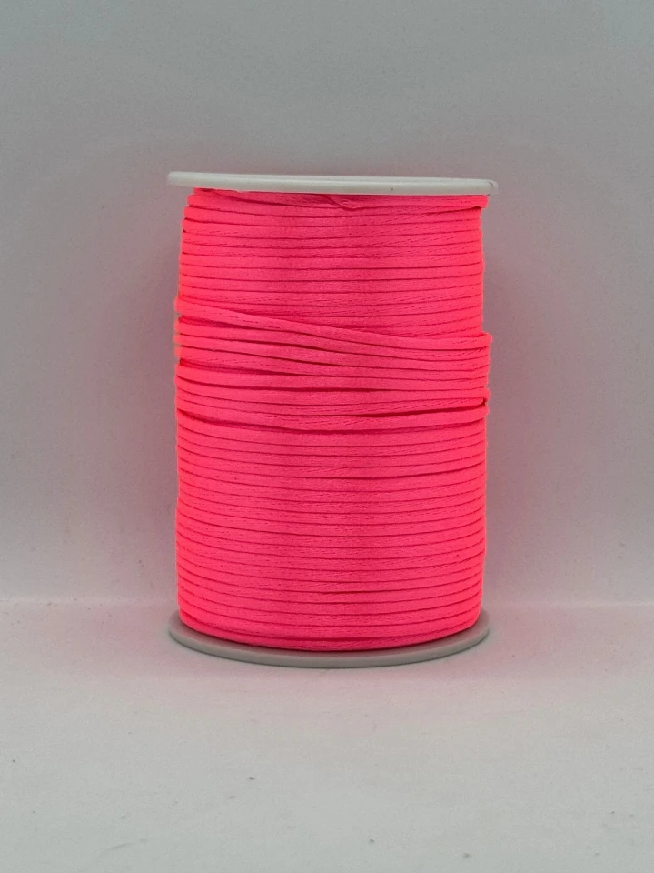 Шнур атласний корсетний 2.3 мм (100 ярдів/91,44 м.), 26 неон рожевий