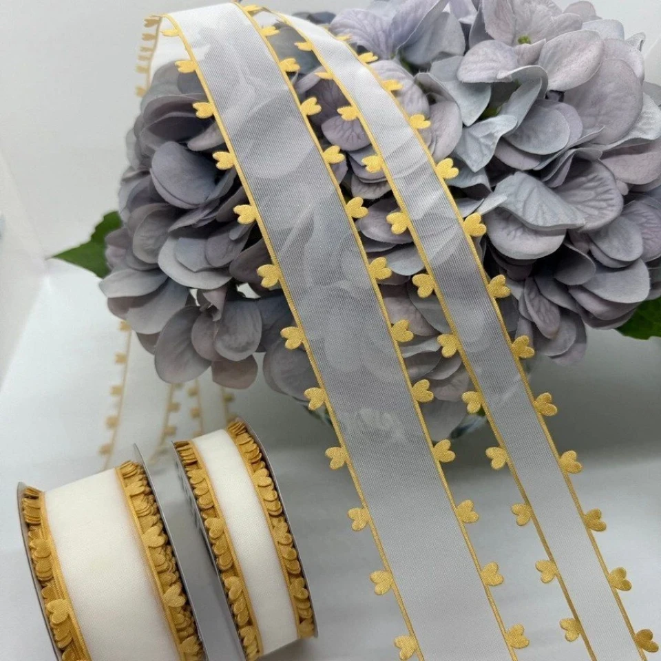 Декоративна стрічка з сердечками 2.5 см (18 м.), золото+білий