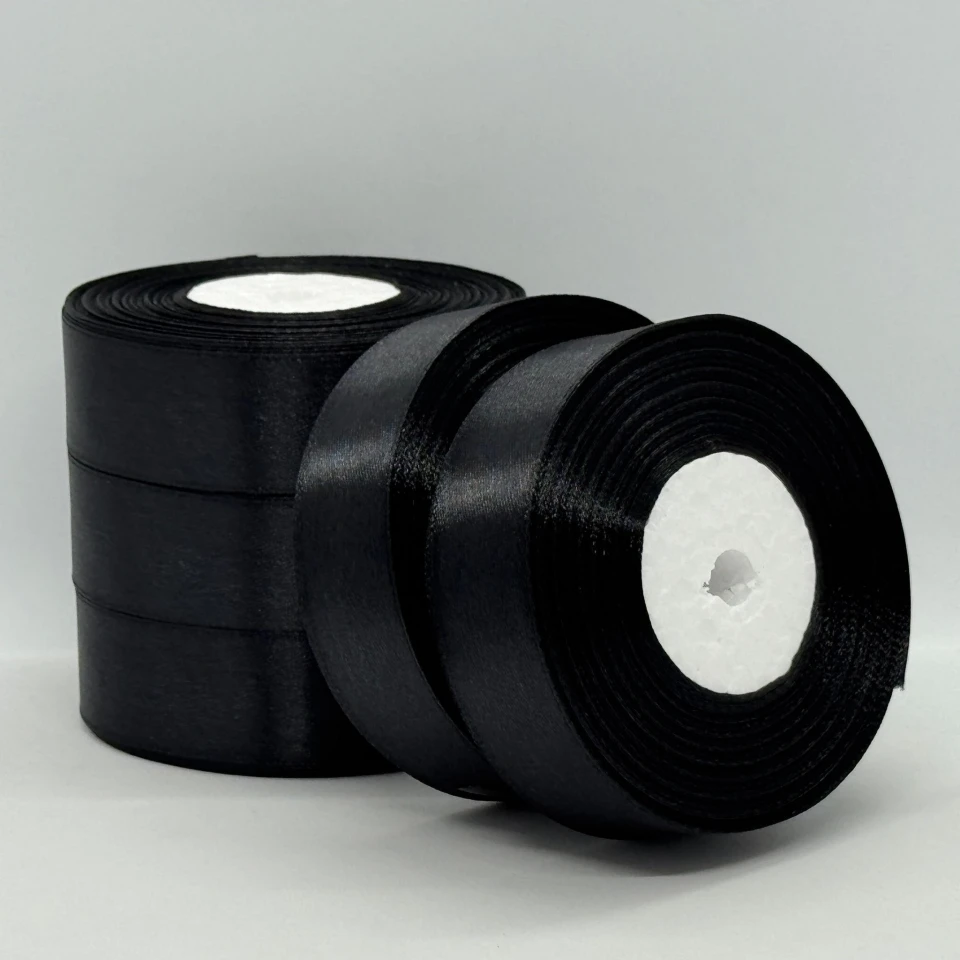 Атласна стрічка 2.5 см (33 м.), чорний