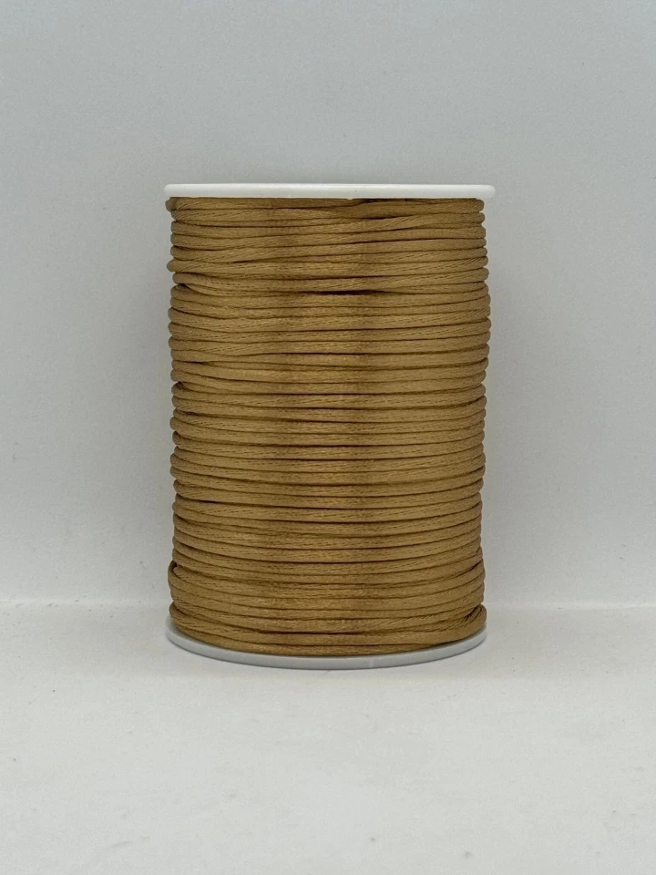 Шнур атласний корсетний 2.3 мм (100 ярдів/91,44 м.), 77 світло коричневий