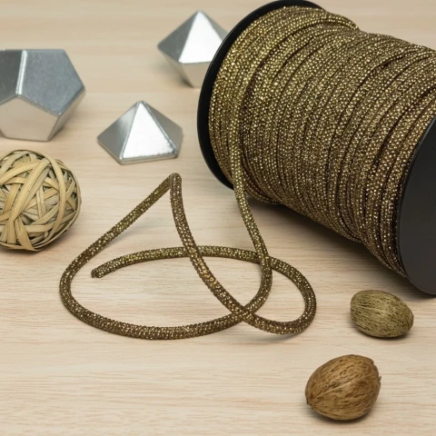 Стразовий шнур 6 мм 8 рядів (50 м), золото